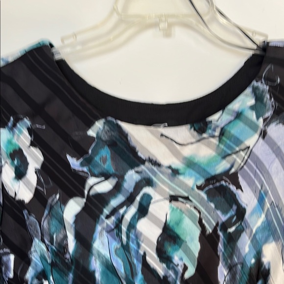 Alex Evenings Floral Black and Blue Women's Chiffon Top XL - Picture 2 of 4